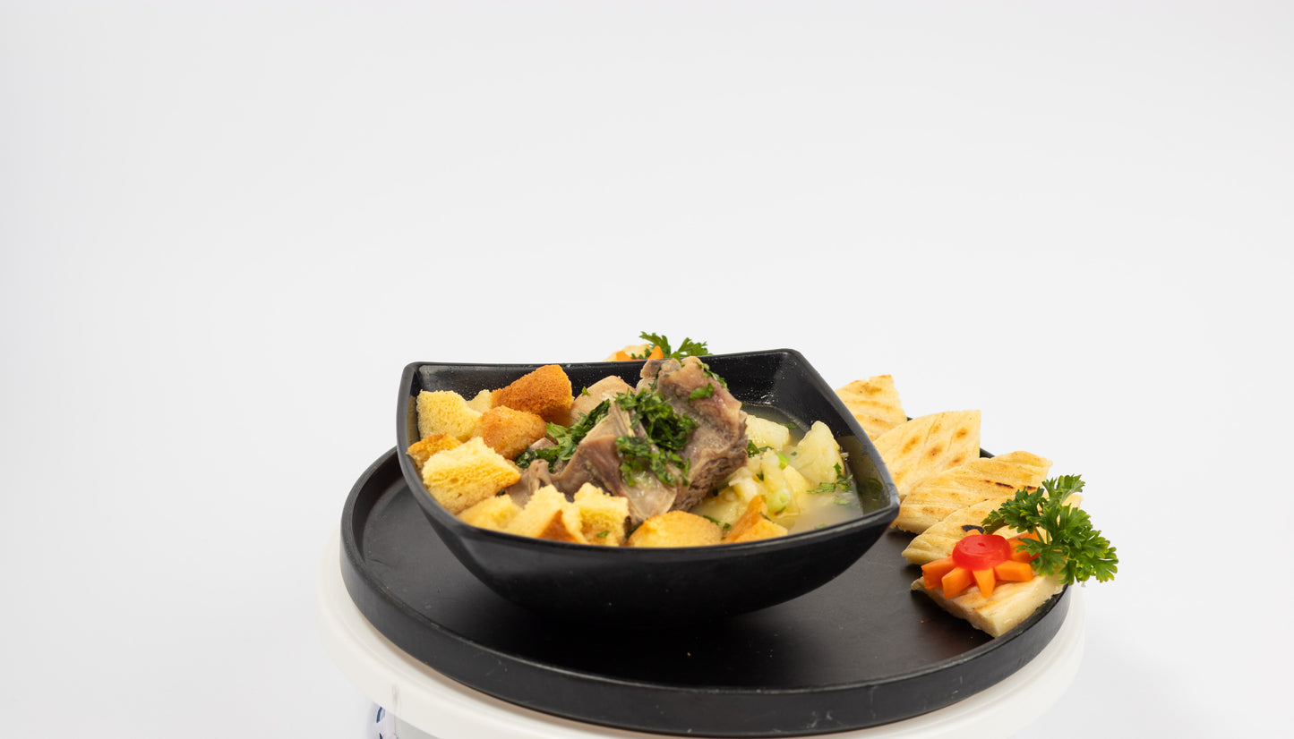 CALDO DE COSTILLA