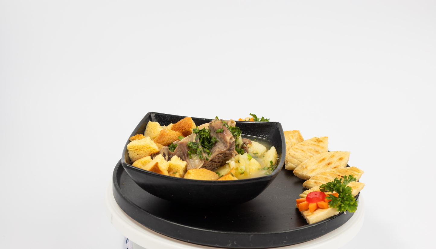 CALDO DE COSTILLA