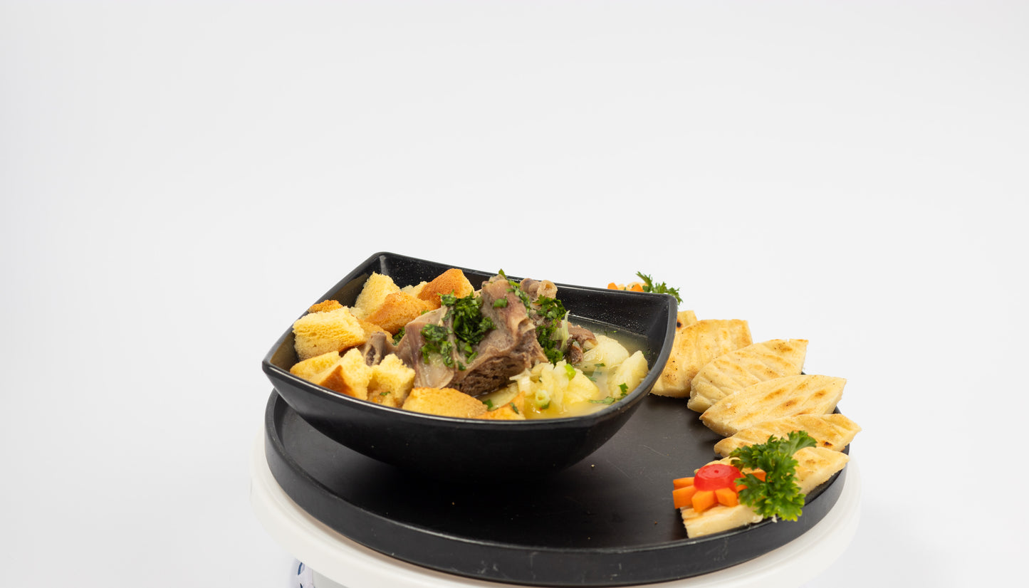 CALDO DE COSTILLA