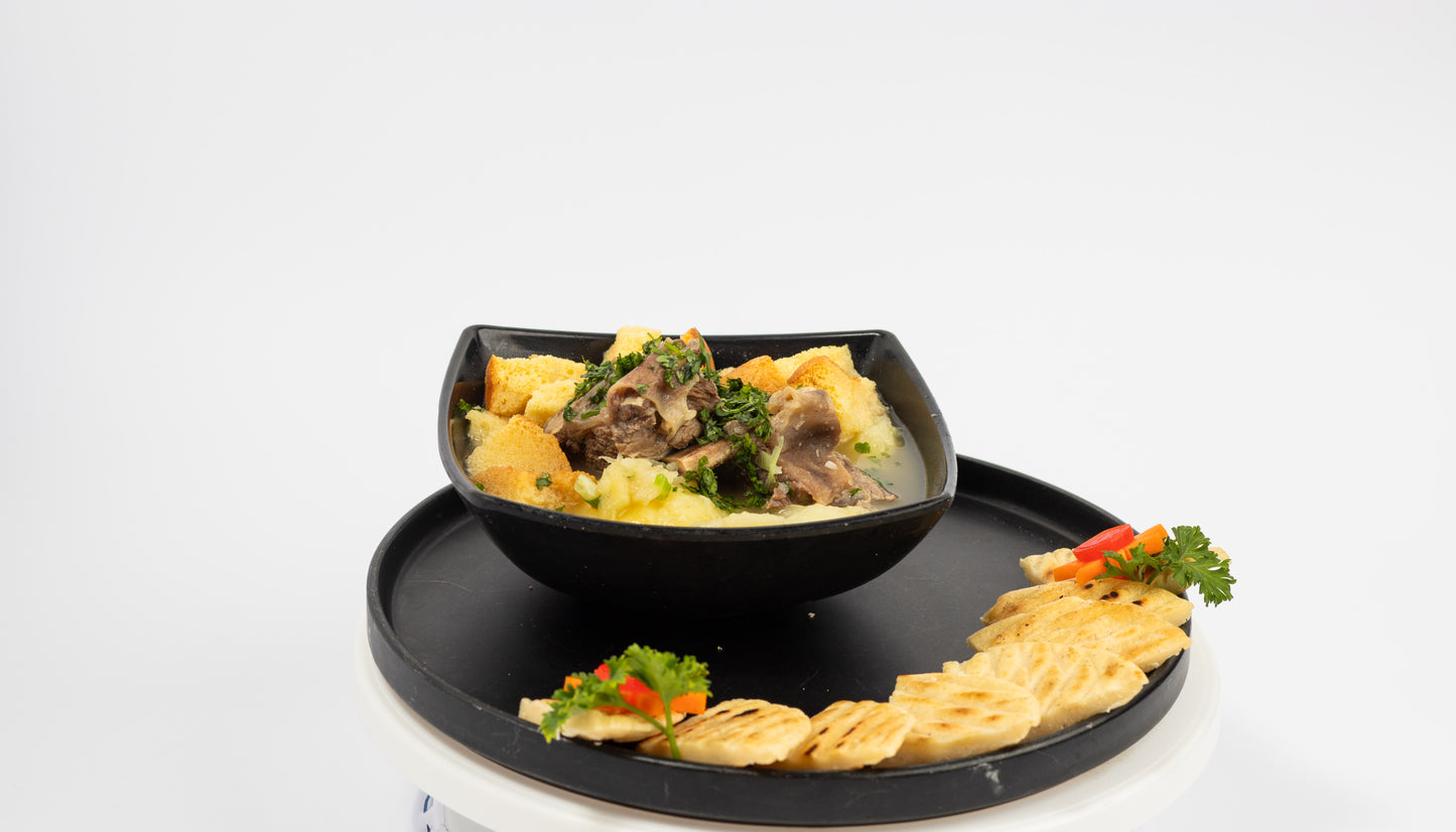 CALDO DE COSTILLA