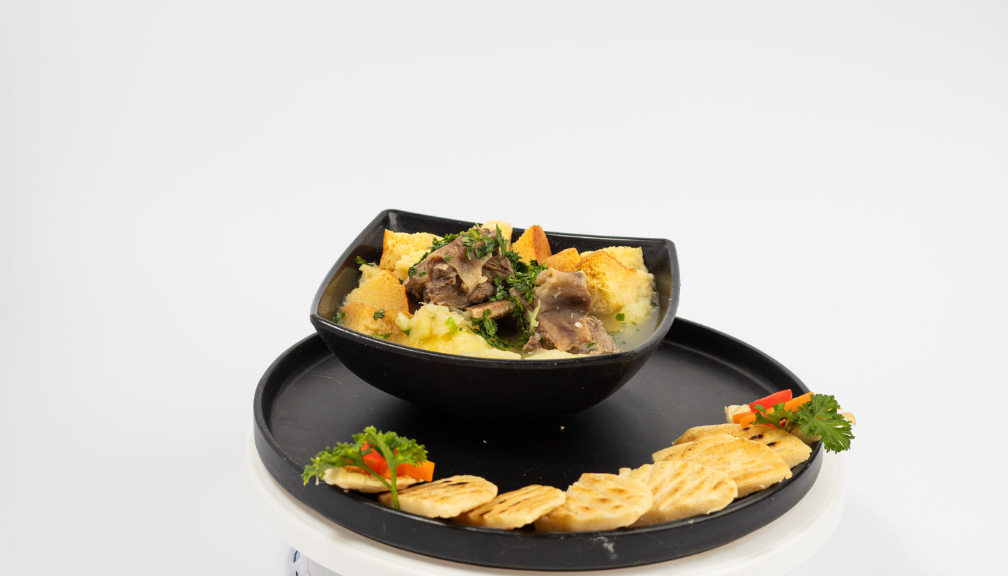 CALDO DE COSTILLA