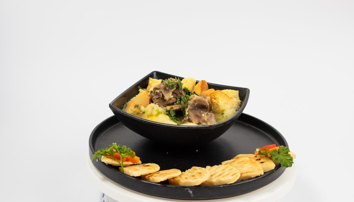 CALDO DE COSTILLA