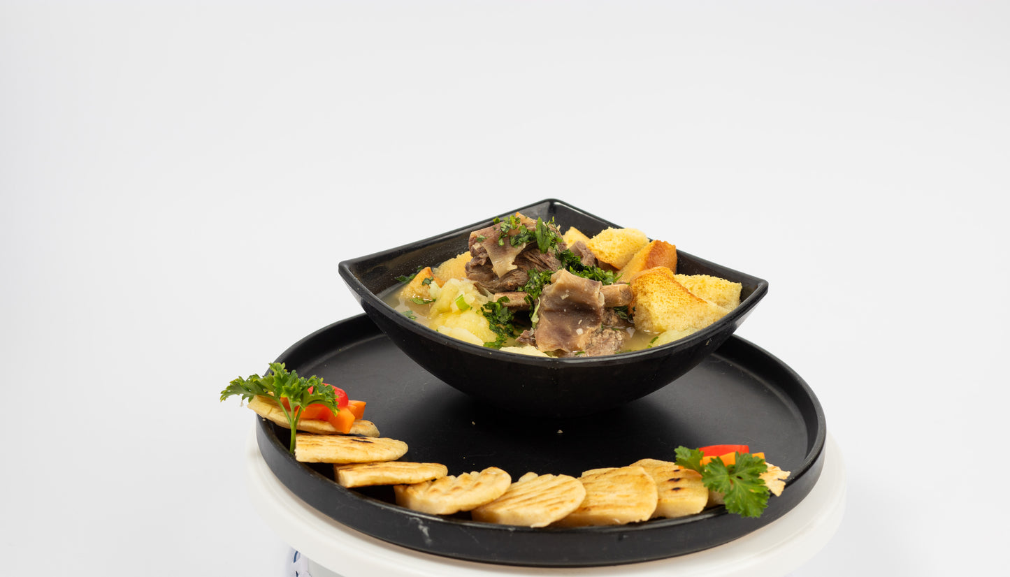 CALDO DE COSTILLA