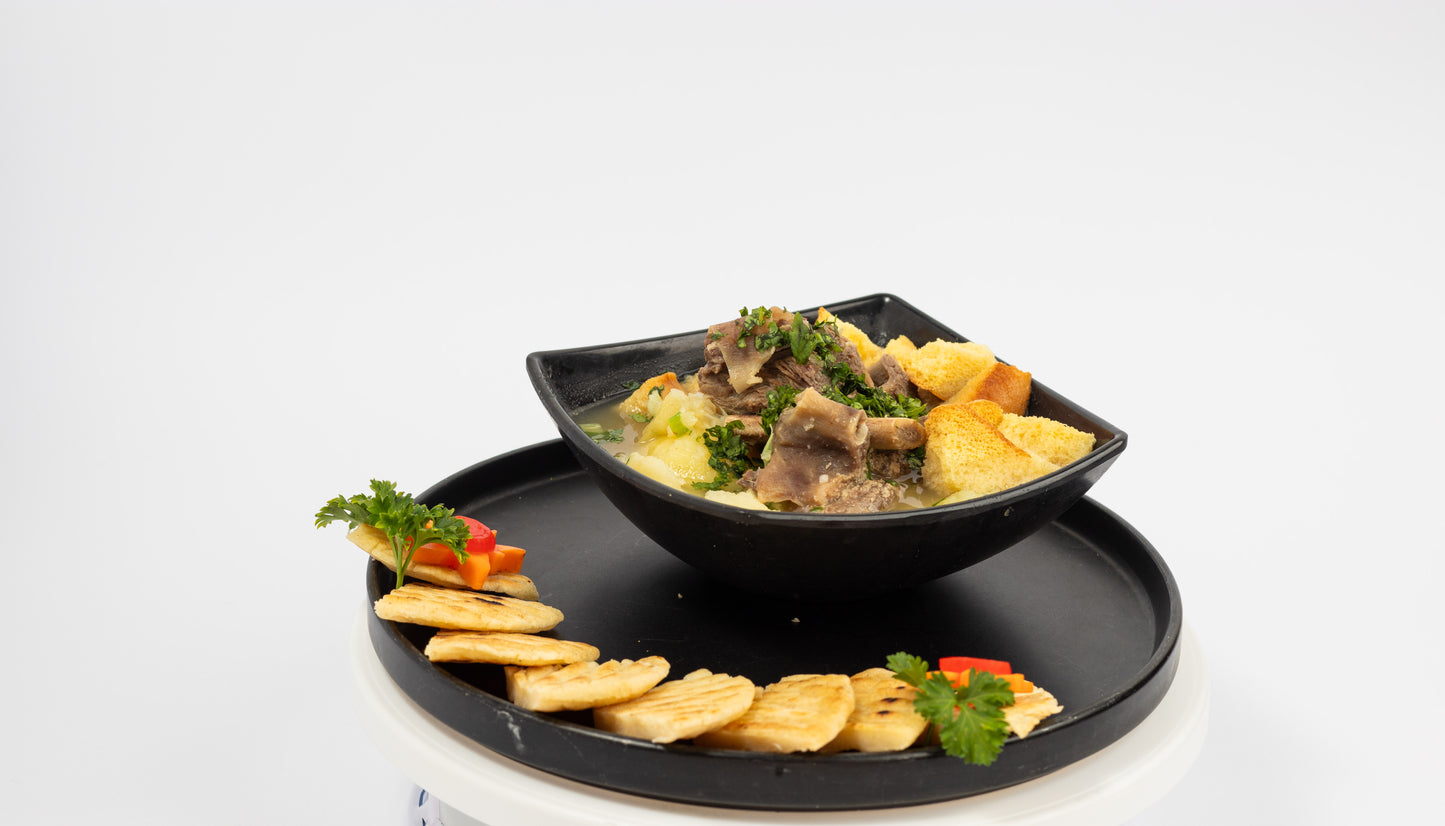 CALDO DE COSTILLA
