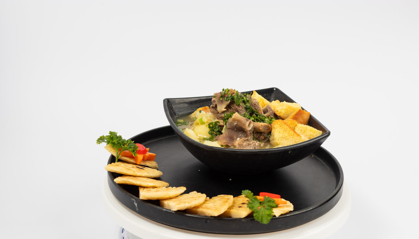 CALDO DE COSTILLA