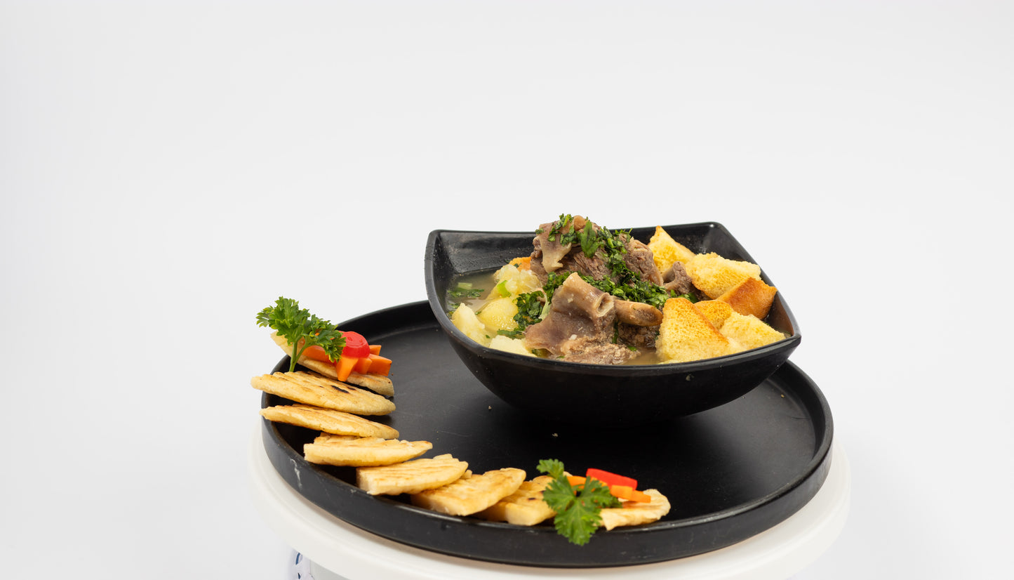 CALDO DE COSTILLA